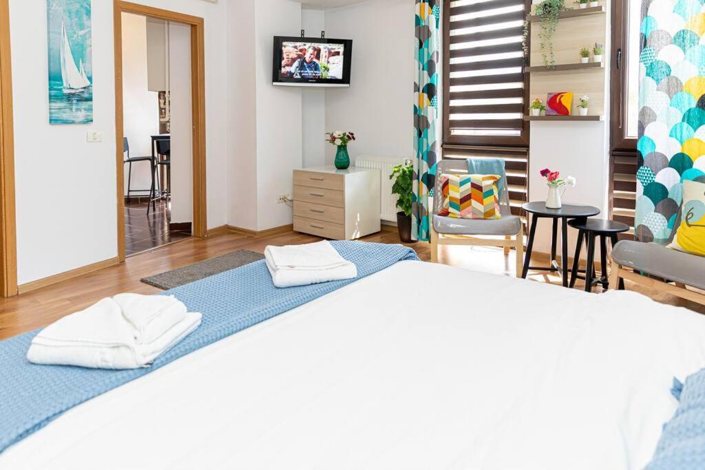 Central Studio Bucur Bukarest Eksteriør billede