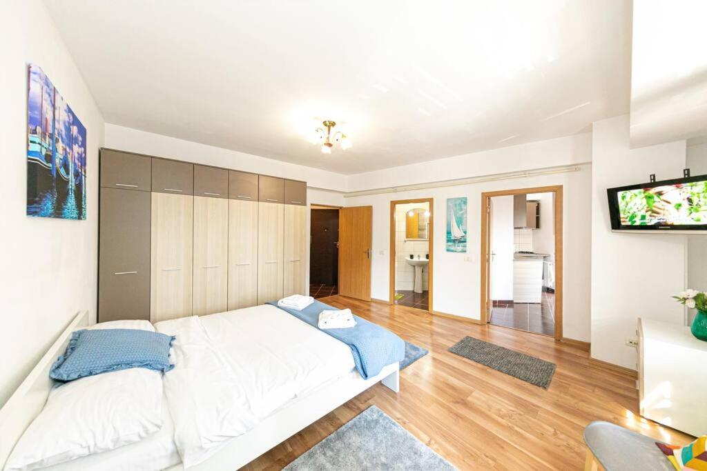 Central Studio Bucur Bukarest Eksteriør billede